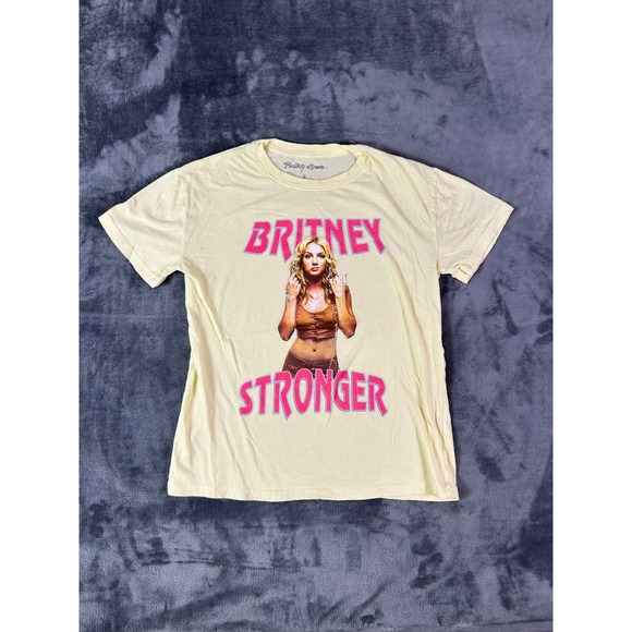 Britney Spears Stronger Graphic T Shirt Y2K Pop Culture Tee Yellow Small - Picture 1 of 7